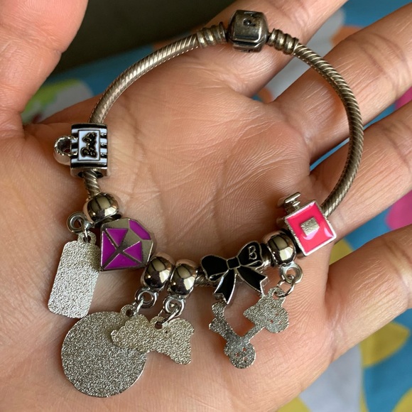 Pandora Snake Chain Bracelet w/ 8 New Barbie Theme Charms - Picture 9 of 13